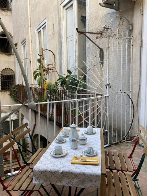Casa di Bianca Apartment Napoli Bagian luar foto
